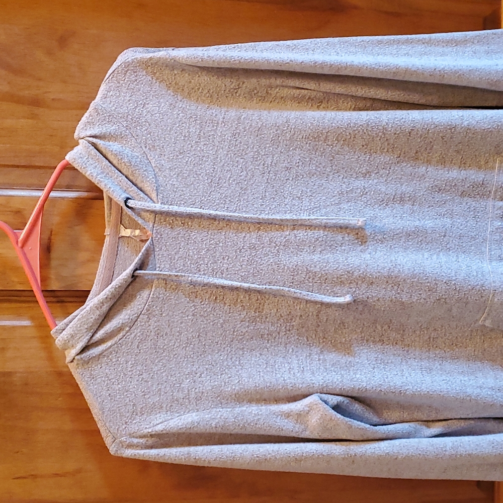 Ideaology hoodie shirt size S